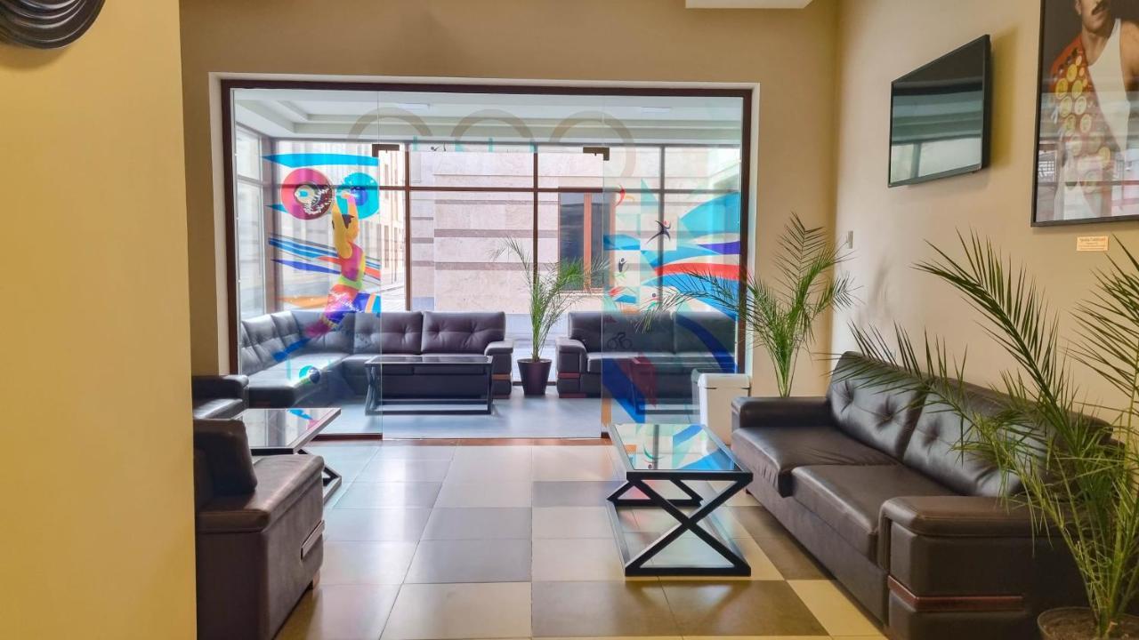Olympavan Hotel Єреван Екстер'єр фото