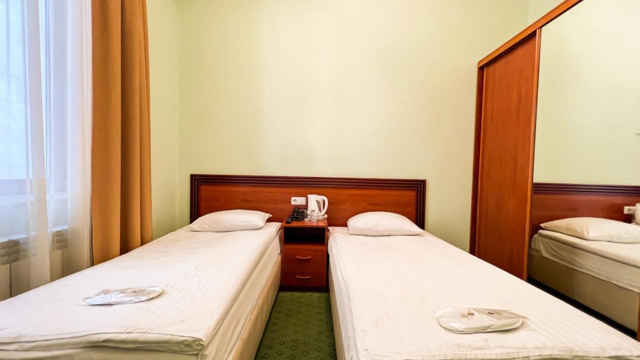 Olympavan Hotel Єреван Екстер'єр фото