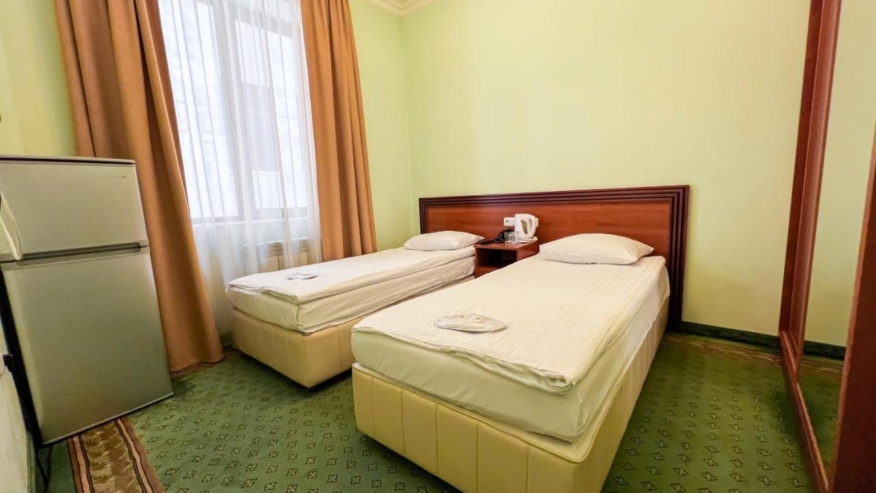 Olympavan Hotel Єреван Екстер'єр фото